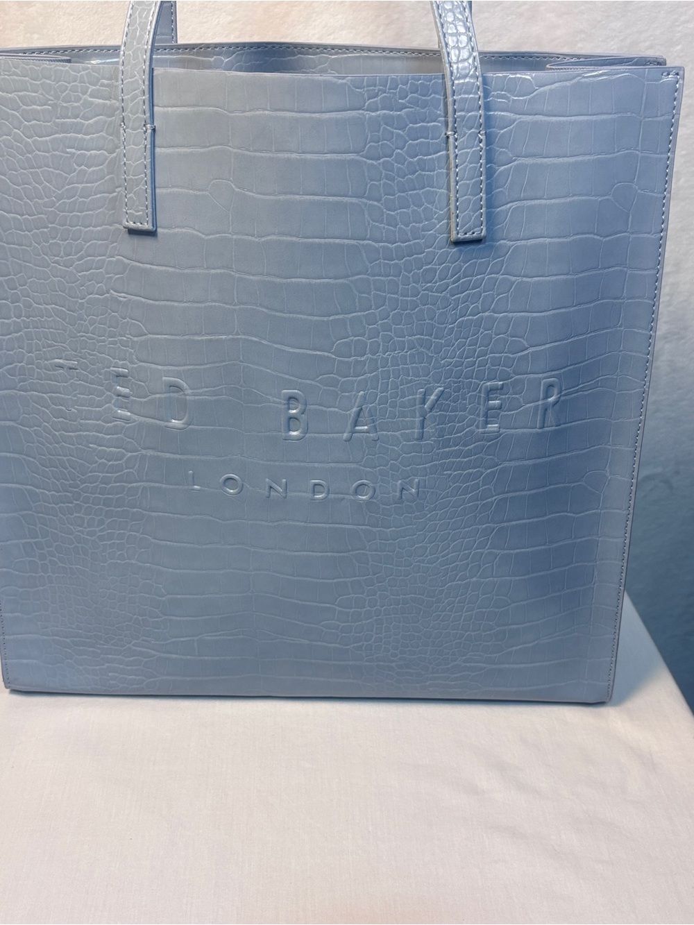 Ted Baker London THE ICON Seacon Tote Bag Powder Sky Blue Croc Embossed NEW - Picture 3 of 11